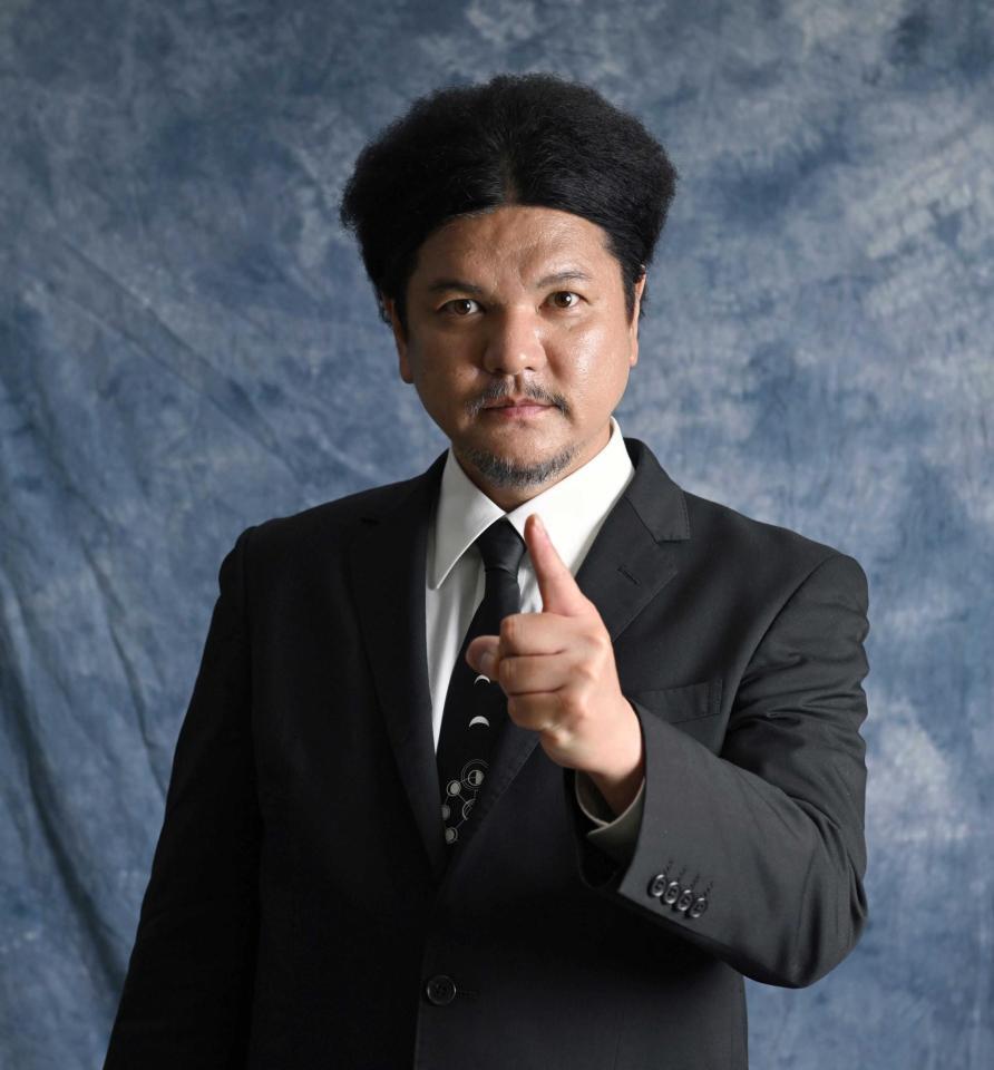 　「信じるか信じないかはあなた次第」でお馴染みのＭｒ．都市伝説　関暁夫（撮影・伊藤笙子）