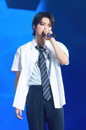 　ＢＯＹＮＥＸＴＤＯＯＲ・ＴＡＥＳＡＮ　（Ｐ）＆（Ｃ）　ＫＯＺ　Ｅｎｔｅｒｔａｉｎｍｅｎｔ．