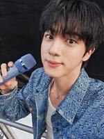 　ＢＴＳの公式Ｘ＠ｂｔｓ＿ｂｉｇｈｉｔより　ジンがソロファンコンサートを開催