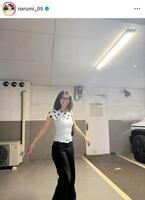 　メガネ姿も素敵！鳴海唯のインスタグラム＠ｎａｒｕｍｉ＿０５より
