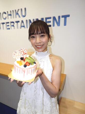 　２日の誕生日を前にケーキで祝福された杜このみ