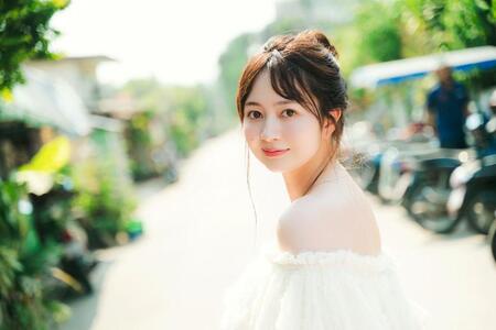 　江籠裕奈３ｒｄ写真集先行カット＝撮影／カノウリョウマ　Ⓒ光文社