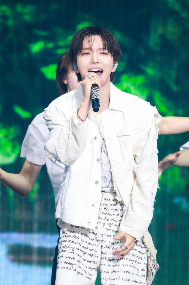 　ＢＯＹＮＥＸＴＤＯＯＲ・ＷＯＯＮＨＡＫ　（Ｐ）＆（Ｃ）　ＫＯＺ　Ｅｎｔｅｒｔａｉｎｍｅｎｔ．