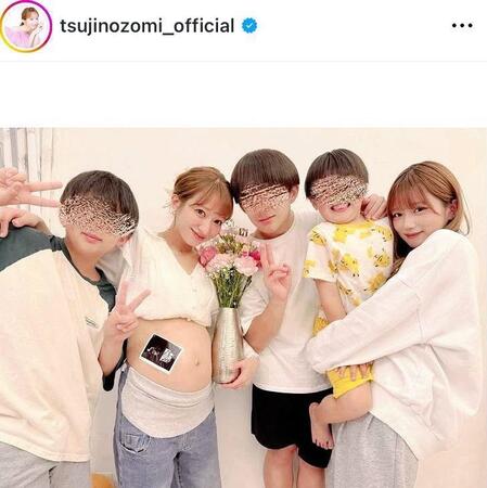 母の日の５月１２日付の辻希美のインスタグラム＠ｔｓｕｊｉｎｏｚｏｍｉ＿ｏｆｆｉｃｉａｌより 