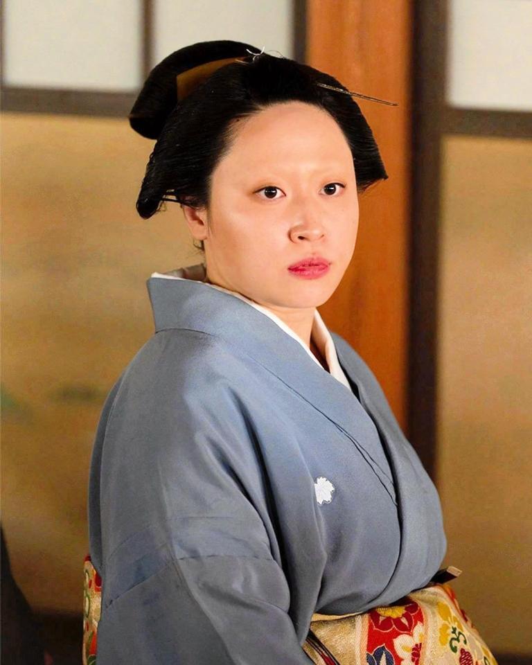 　次郎兵衛の妻・とく役の丸山礼