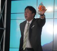 　むぎ茶を一気飲みしドヤ顔でキメる川崎宗則氏