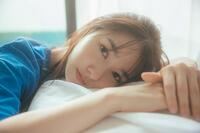 　「桜井日奈子２０２６カレンダーブック（仮）」（東京ニュース通信社刊）より