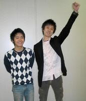 ロザンの菅（左）と宇治原（２００４年）