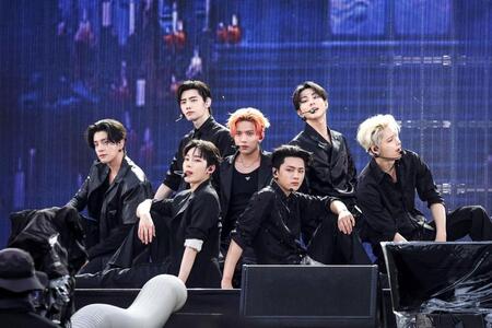 　日本２都市でのスタジアムツアーを開催するＥＮＨＹＰＥＮ＝（Ｐ）＆（Ｃ）　ＢＥＬＩＦＴ　ＬＡＢ　Ｉｎｃ．