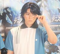 　撮影に応じた草地稜之