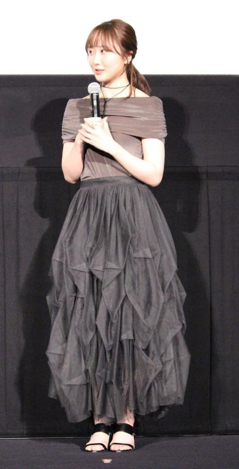 　舞台あいさつに登壇した本田望結