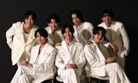 ７月７日にデビューしたＣＬＡＳＳ　ＳＥＶＥＮの（前列左から）高田憐、大東立樹、野秀侑、（後列同）中澤漣、横田大雅、近藤大海、星慧音＝東京・有明のＴＯＢＥ（撮影・佐々木彰尚）