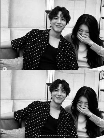 　ｍｉｓｓ　Ａ・スジの公式インスタグラム＠ｓｋｕｕｋｚｋｙより（左から）パク・ボゴム、スジ