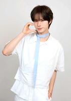 　ポーズを決めるＫＹＵＮＧＭＩＮ