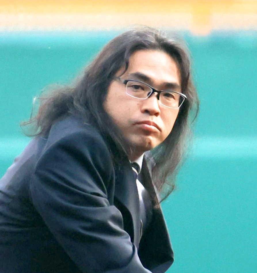 　ロッチ・中岡創一