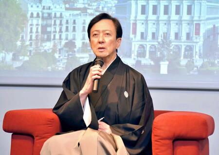 　文化交流について語る坂東玉三郎