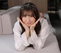 　ピュアな瞳で前を見つめる荒井優希（撮影・西岡正）