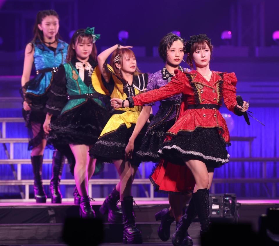 　会場を沸かせるモーニング娘。’２５（撮影・佐々木彰尚）
