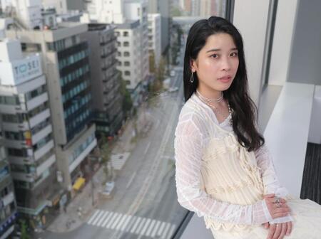 　女優として活躍の場を広げる円井わん（撮影・西岡正）