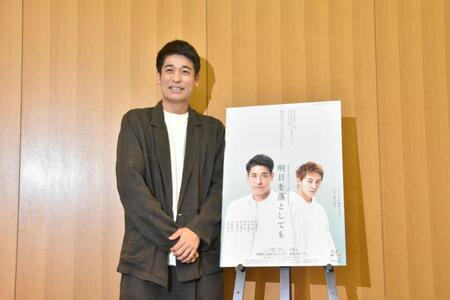 　取材会に出席した佐藤隆太