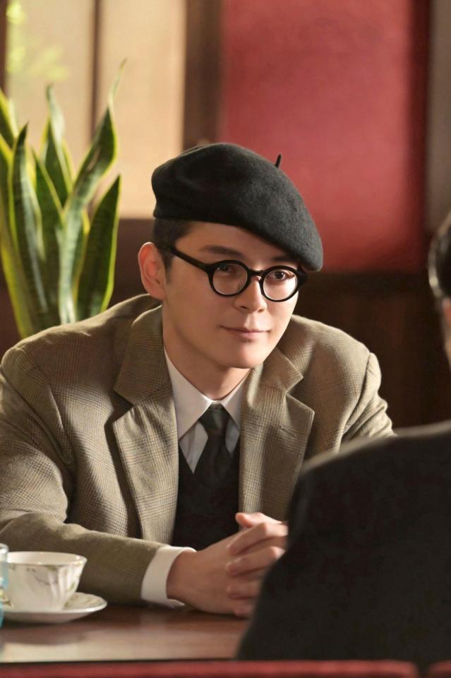 　手嶌治虫を演じる眞栄田郷敦