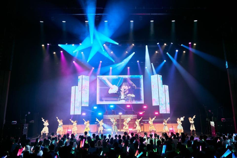 　福岡公演を盛り上げた≠ＭＥ　©ＹＯＡＮＩ