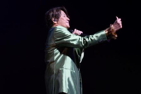 　「Ｍａｓａｈｉｋｏ　Ｋｏｎｄｏ　４５ｔｈ　Ａｎｎｉｖｅｒｓａｒｙ　Ｂｉｒｔｈｄａｙ　Ｌｉｖｅ　２０２５」でパフォーマンスを行う近藤真彦