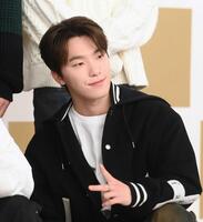 　ＳＥＶＥＮＴＥＥＮ・ＤＩＮＯ＝２０２３年１２月撮影