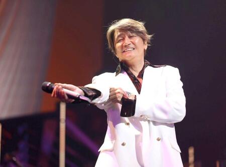 　「Ｍａｓａｈｉｋｏ　Ｋｏｎｄｏ　４５ｔｈ　Ａｎｎｉｖｅｒｓａｒｙ　Ｂｉｒｔｈｄａｙ　Ｌｉｖｅ　２０２５」でパフォーマンスを行う近藤真彦