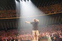 　「Ｍａｓａｈｉｋｏ　Ｋｏｎｄｏ　４５ｔｈ　Ａｎｎｉｖｅｒｓａｒｙ　Ｂｉｒｔｈｄａｙ　Ｌｉｖｅ　２０２５」でパフォーマンスを行う近藤真彦