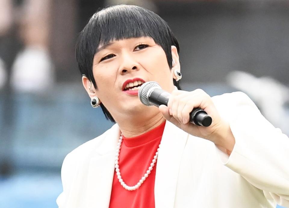 　Ｍｒ．シャチホコ