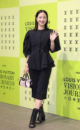 　レセプションに登場したアンバサダーの広瀬すず