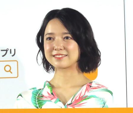 　新ＴＶＣＭ発表会に出席した上白石萌音