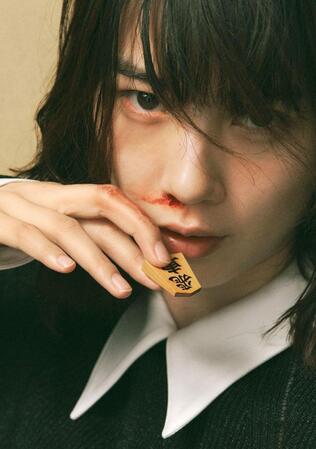 　女流棋士を演じるのん