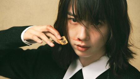 　女流棋士を演じるのん