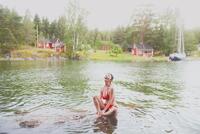 　８年ぶりの写真集を発売した長濱ねる　©高橋ヨーコ／講談社