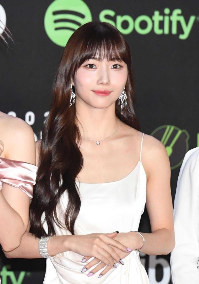 Kep1er・ヨンウン 体調不良で活動を一時中断 事務所が発表