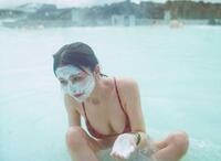 　８年ぶりの写真集を発売した長濱ねる【（Ｃ）高橋ヨーコ／講談社】