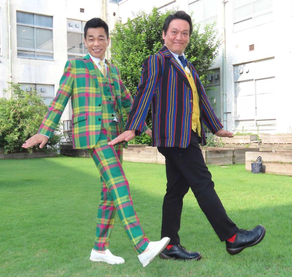 　３２周年ライブツアーを行うＣＯＷＣＯＷの多田健二（左）と善し