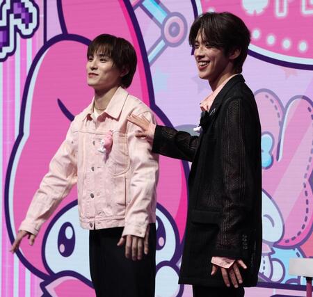 　イベントに登場したＪＯ１・川西拓実（左）と河野純喜（撮影・佐々木彰尚）