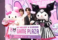 　イベントに登場したＪＯ１・川西拓実（左）と河野純喜（撮影・佐々木彰尚）