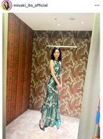 Denshaaa」「Hermes♥」伊東美咲48歳 帰国報告に海外ファンも