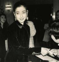 　１９９４年１２月、巨人・桑田真澄主催のチャリティーパーティーに出席した宮沢りえ