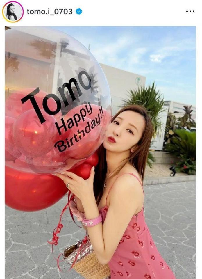 板野友美のインスタグラム＠ｔｏｍｏ．ｉ＿０７０３（７月４日付）より