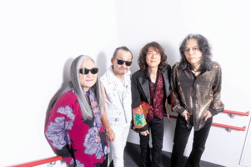 　レッド・ウォーリアーズの（左から）小川キヨシ、高橋まこと、ダイアモンド☆ユカイ、木暮“ｓｈａｋｅ”武彦