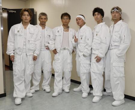 　ＤＡ　ＰＵＭＰの（左から）ＫＥＮＺＯ、Ｕ－ＹＥＡＨ、ＫＩＭＩ、ＩＳＳＡ、ＹＯＲＩ、ＴＯＭＯ