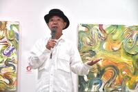 　内覧会に登場した木梨憲武