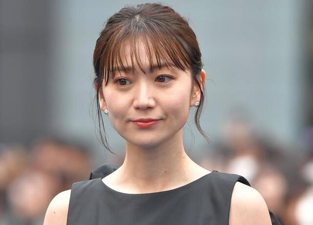 妻は元ＡＫＢ俳優 深夜こっそりカップ麺