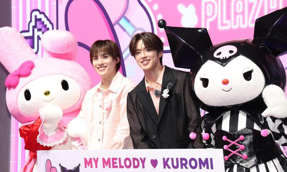 　イベントに登場したＪＯ１・川西拓実（左）と河野純喜（撮影・佐々木彰尚）