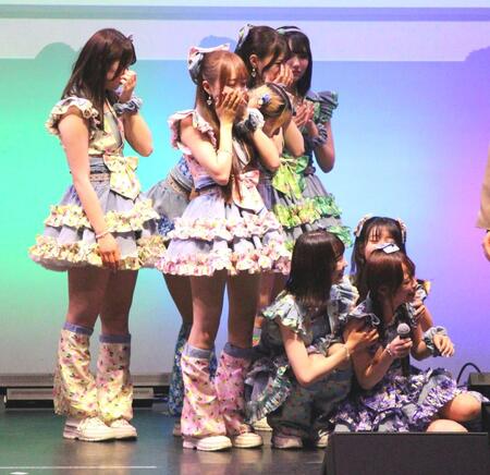 　優勝に泣き崩れるラフ×ラフ